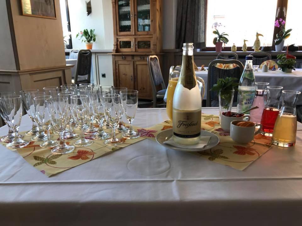 Bauer'S Pension-Restaurant-Catering Grosshabersdorf المظهر الخارجي الصورة