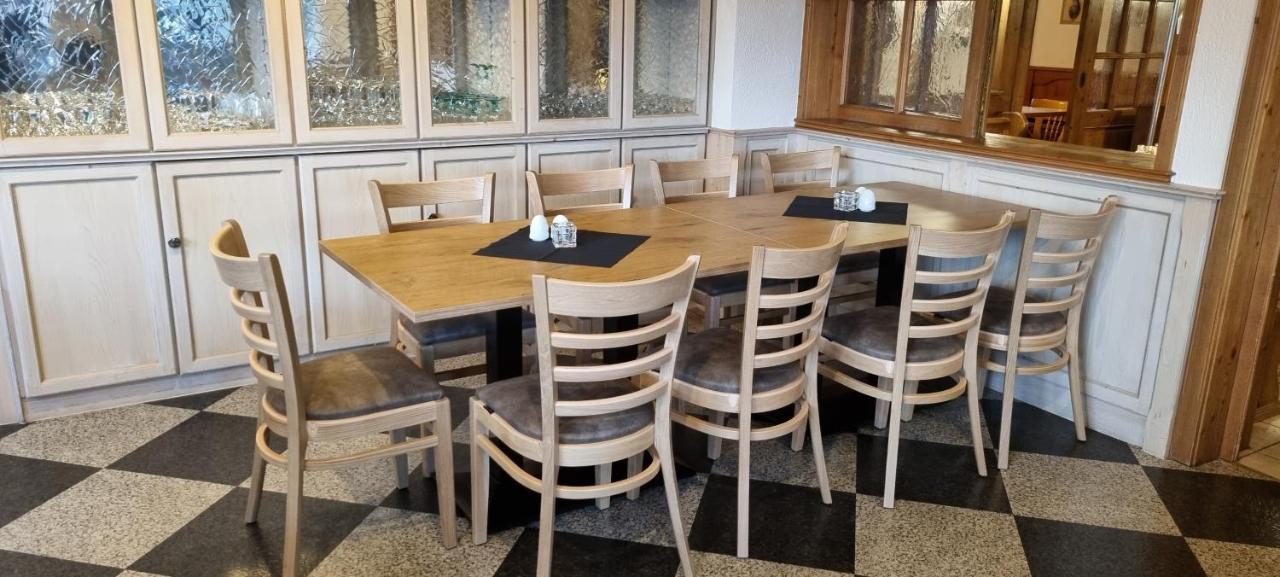 Bauer'S Pension-Restaurant-Catering Grosshabersdorf المظهر الخارجي الصورة